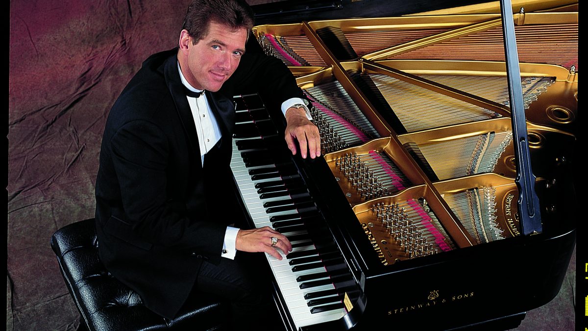 Pianist to the Presidents David Osborne and his Steinway piano